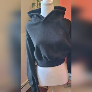 Cropped Black Hoodie - Classic Pullover